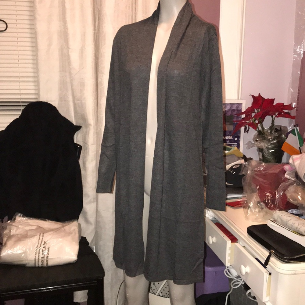 Grey cardigan
